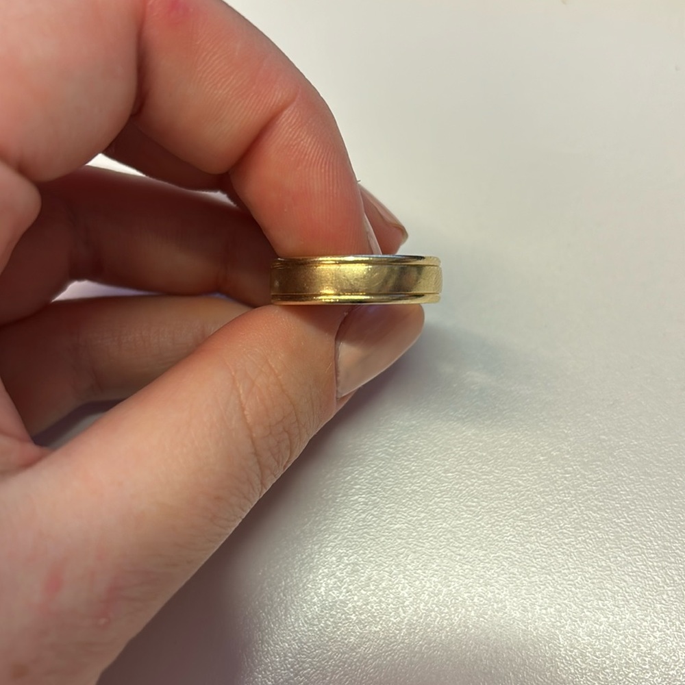 Benchmark 10k Yellow Gold “The Washington” Ring